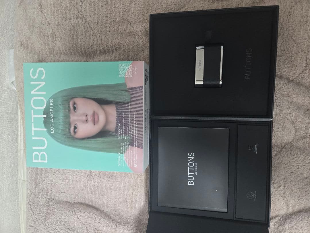 モダニティ BUTTONS CLIP シルバーブラック