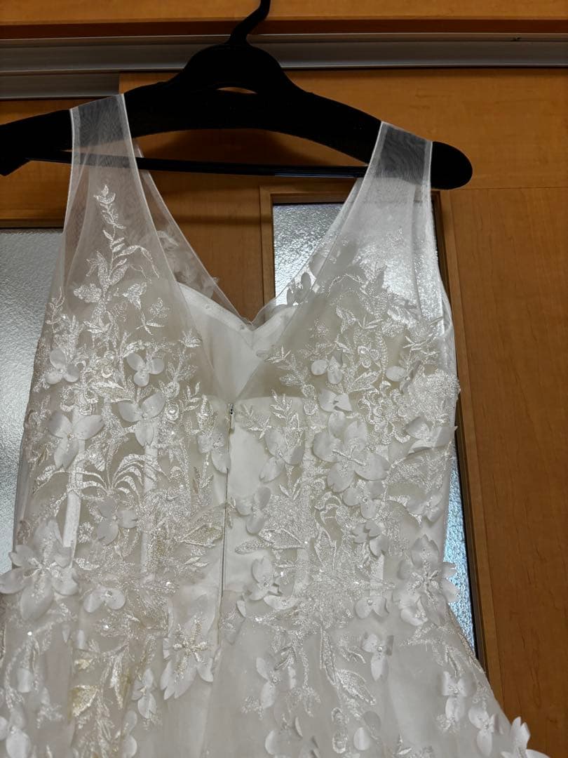 ドレスプロダクション　フラワーモチーフ刺繍レース Aラインドレス（W162）