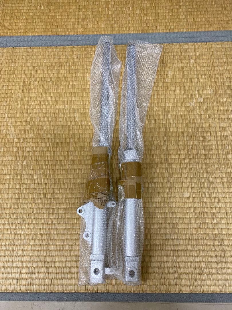 ybr125 新品 フロントフォーク