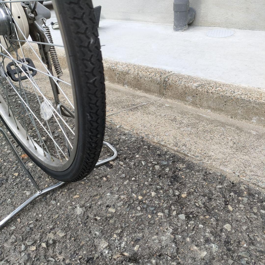 ブリヂストン　エブリッジU　クリームアイボリー　内装3段