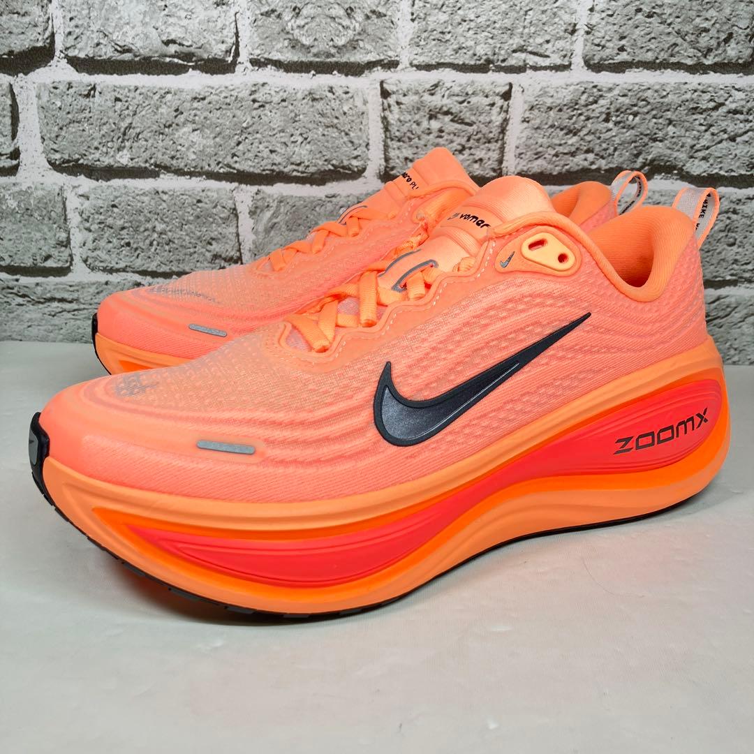 NIKE ボメロプラス 25.0cm HV8150-801 オレンジ