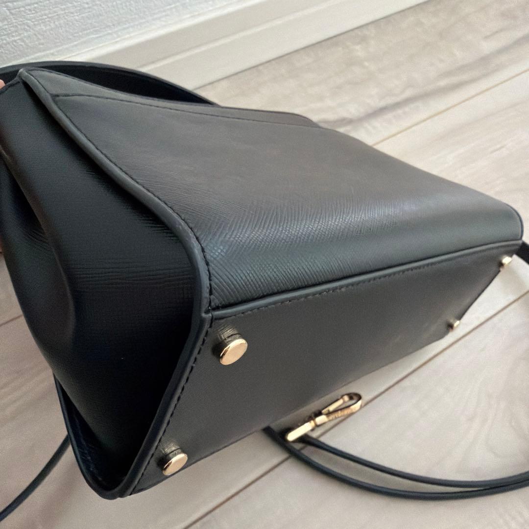 kate spadeマディソン トップハンドル スモールサッチェル ブラック