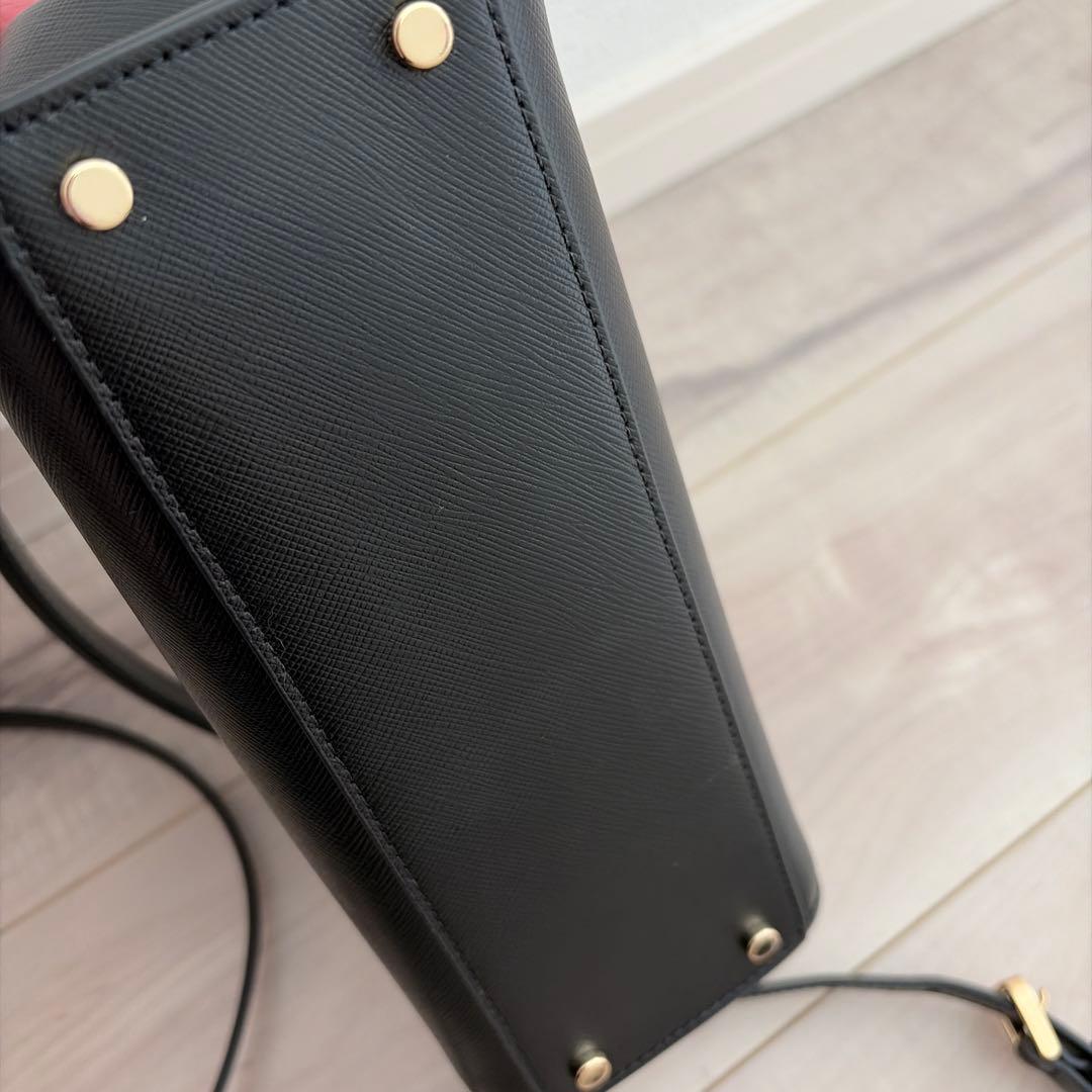 kate spadeマディソン トップハンドル スモールサッチェル ブラック