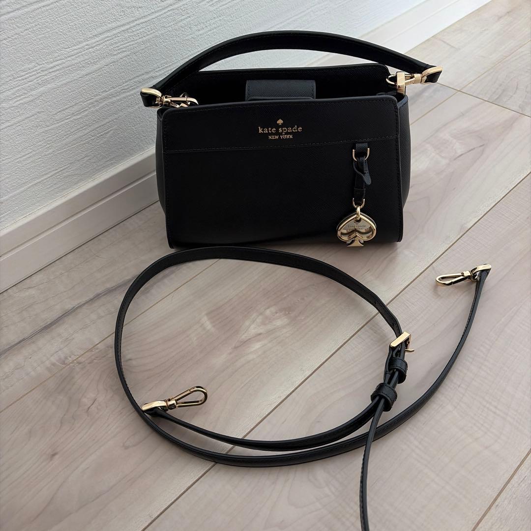 kate spadeマディソン トップハンドル スモールサッチェル ブラック