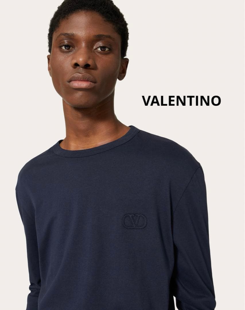 新品タグ付き★ヴァレンティノ Vロゴ ロングスリーブ Tシャツ M 長袖ロンT