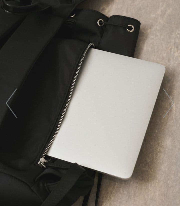 ADAMETROPE'　アダムエロペフラップポケットリュックサック