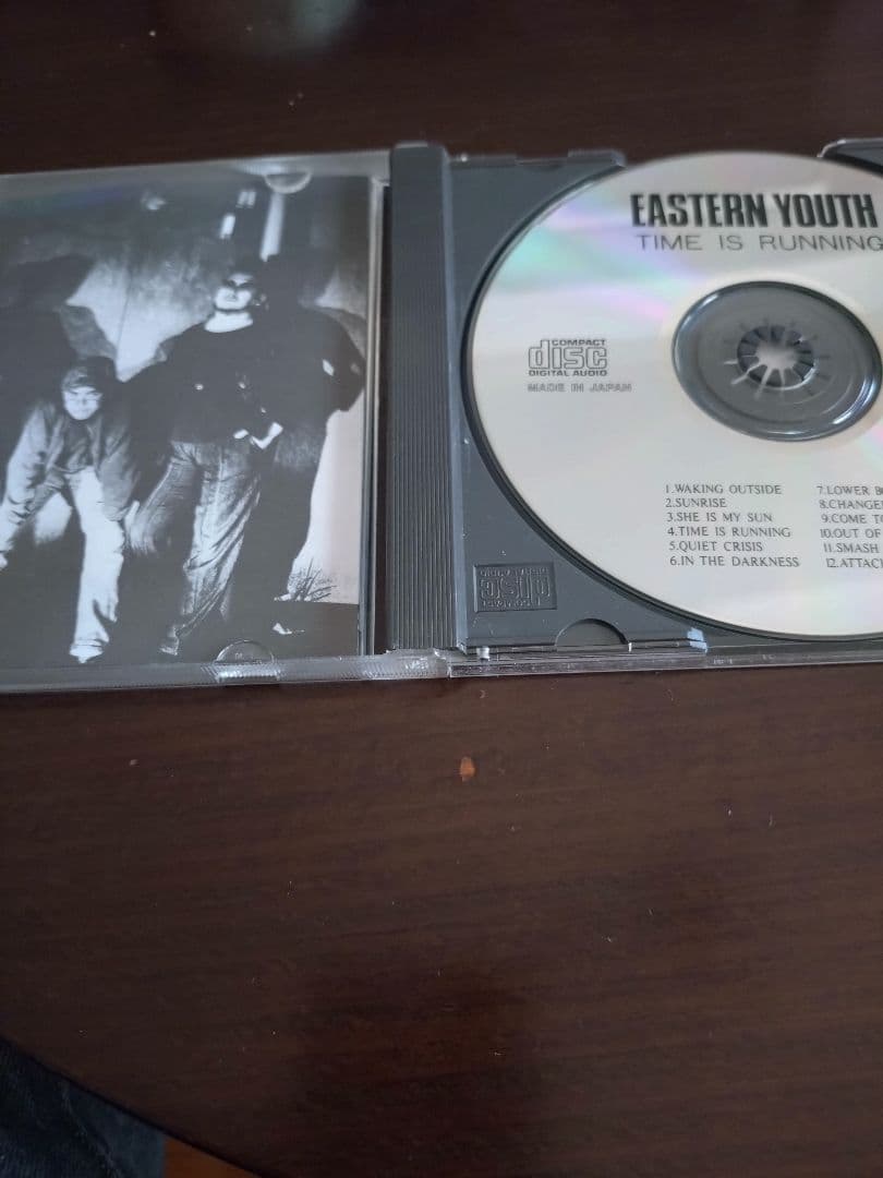 イースタンユース　TIME IS RUNNING