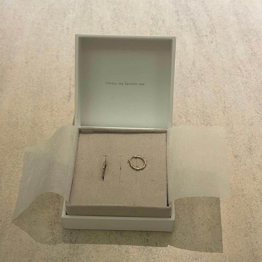 ete 未使用 ツイストフープピアス ピンクゴールド