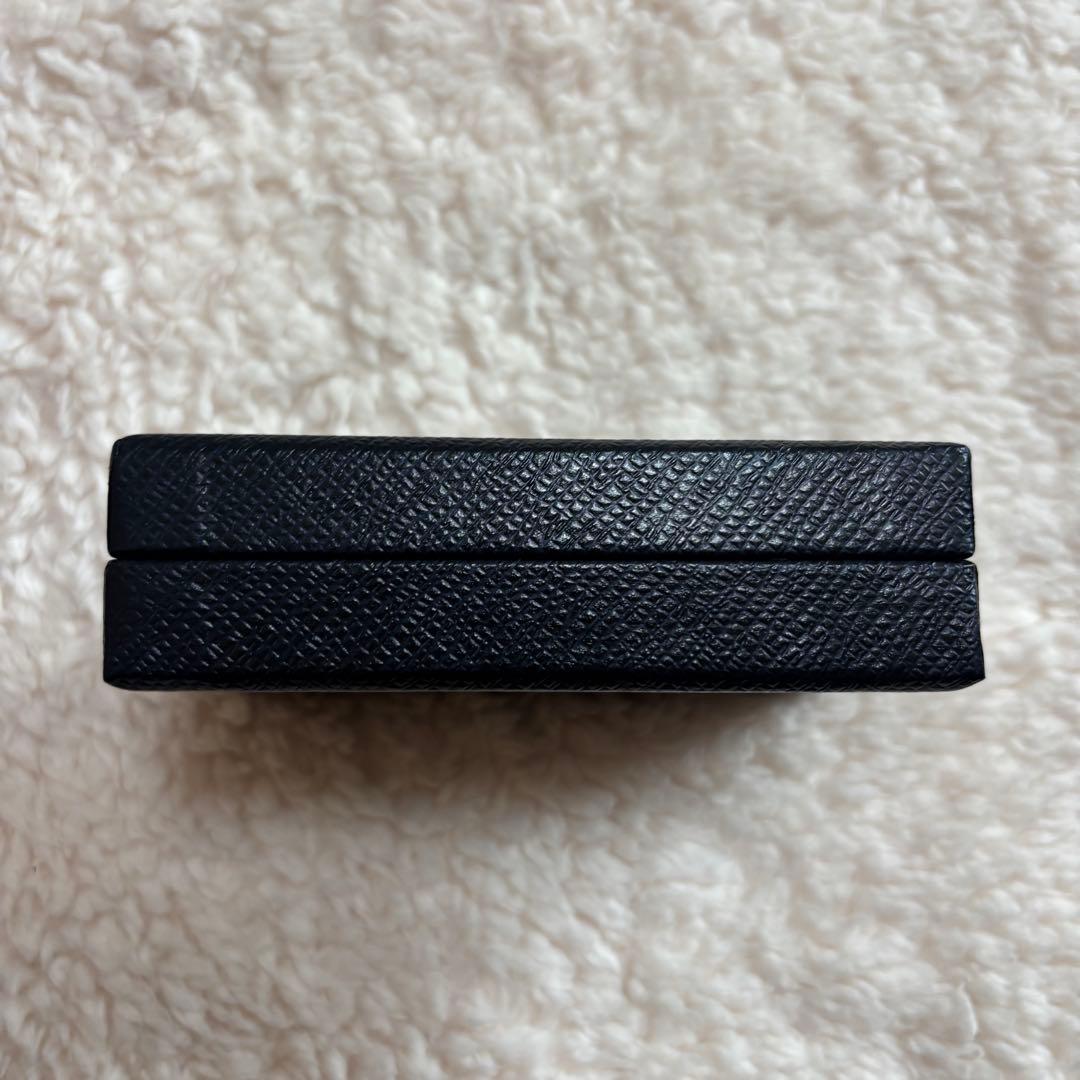 【極美品】プラダ PRADA 6連キーケース サフィアーノ 三角プレート 黒