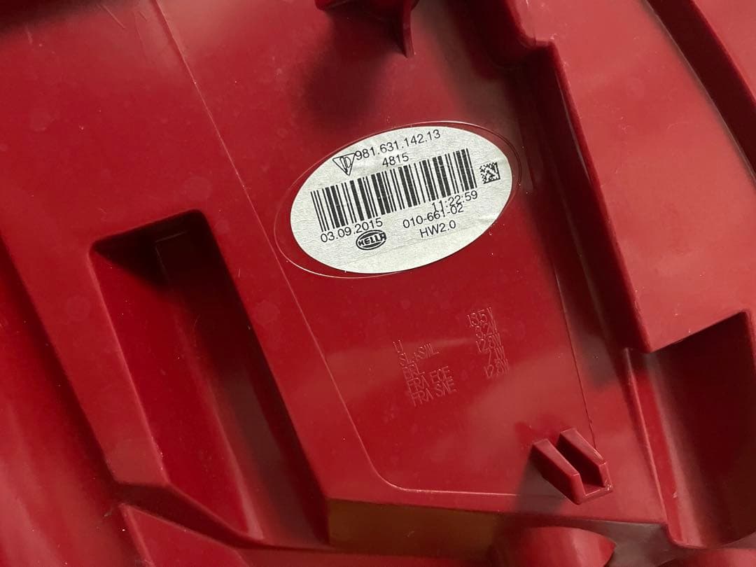 ポルシェ 981ケイマン 純正テールライト 点灯確認済み