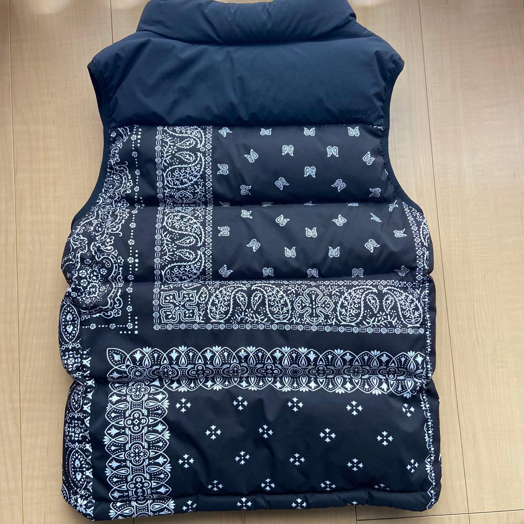 F.CR.B ダウンベスト