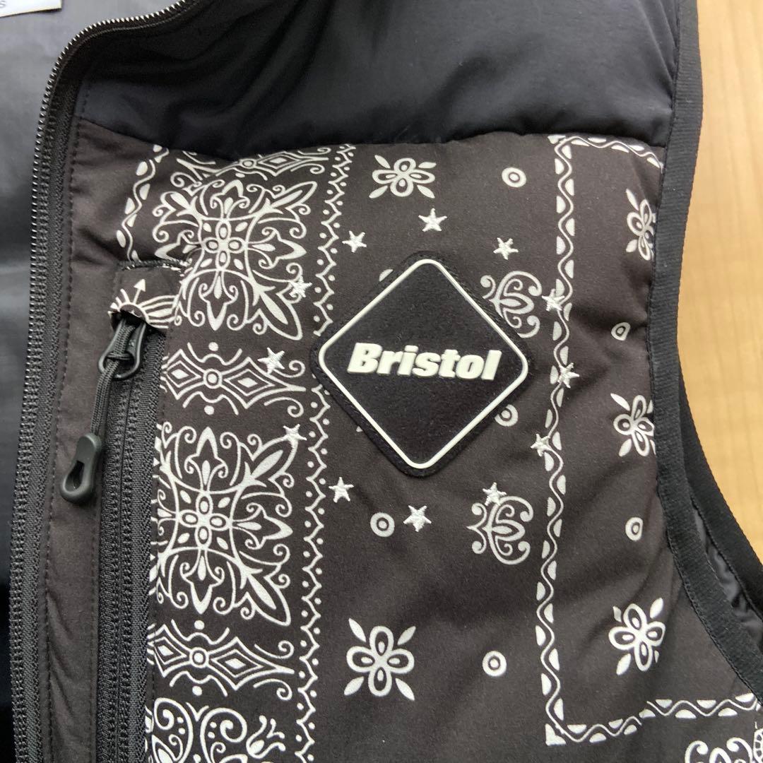 F.CR.B ダウンベスト