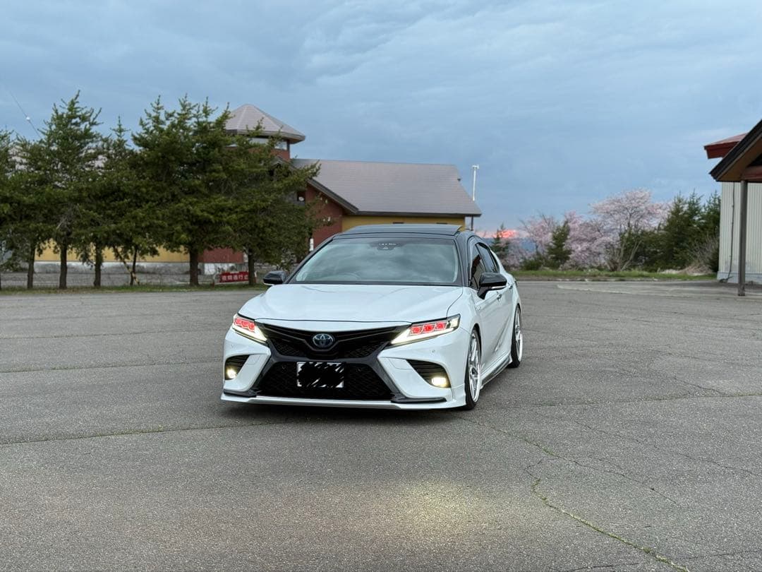 70カムリ 3眼LEDヘッドライト tt-abc 多少の値下げ可能！