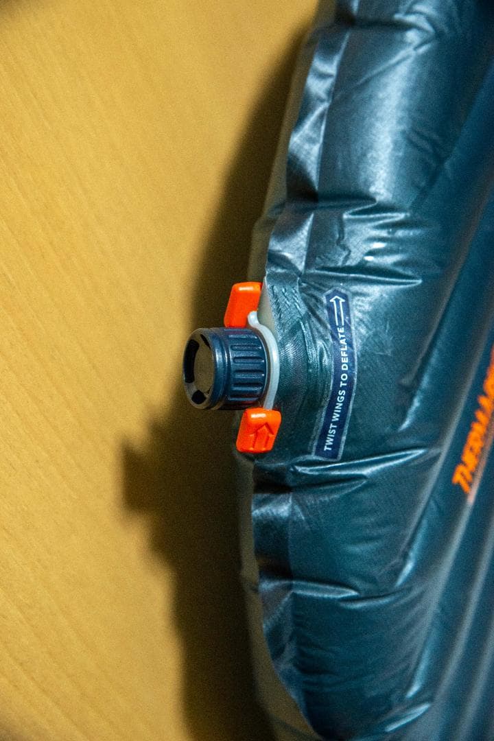 サーマレスト エアーマット ネオエアー ウーバーライト s