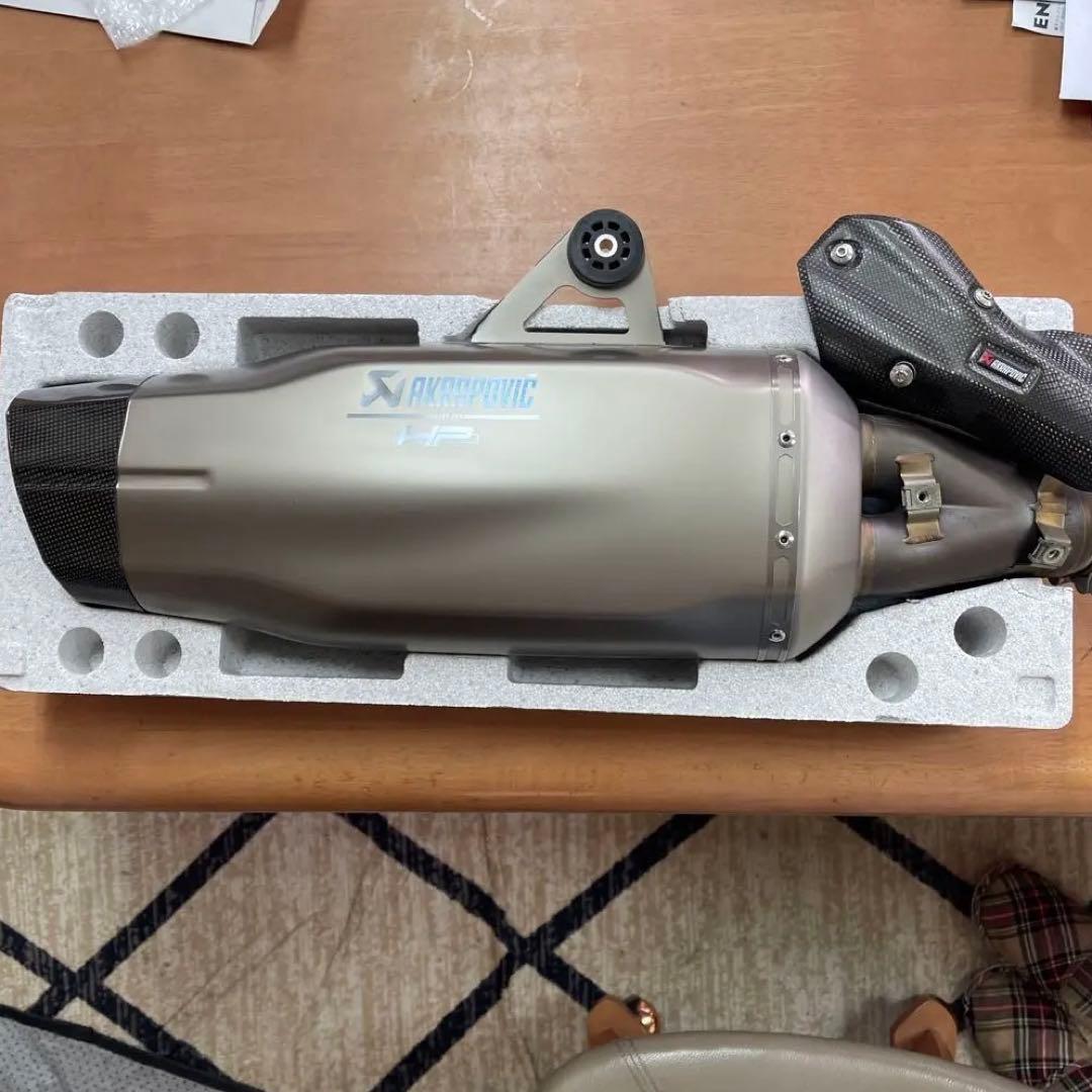  R1250GS純正アクラポビッチマフラー