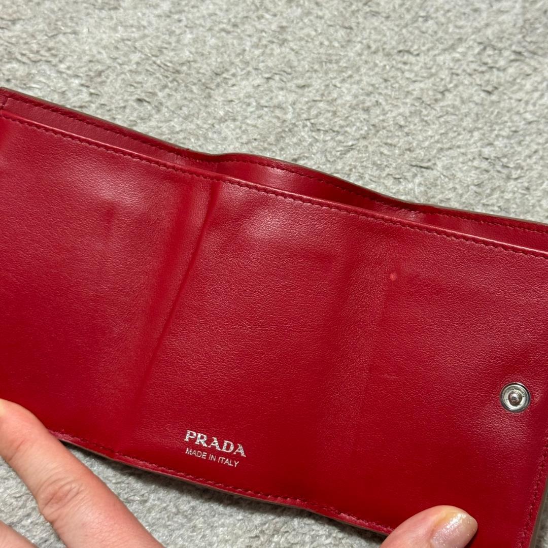 PRADA　 サフィアーノレザー 三つ折り財布 ピンクベージュ