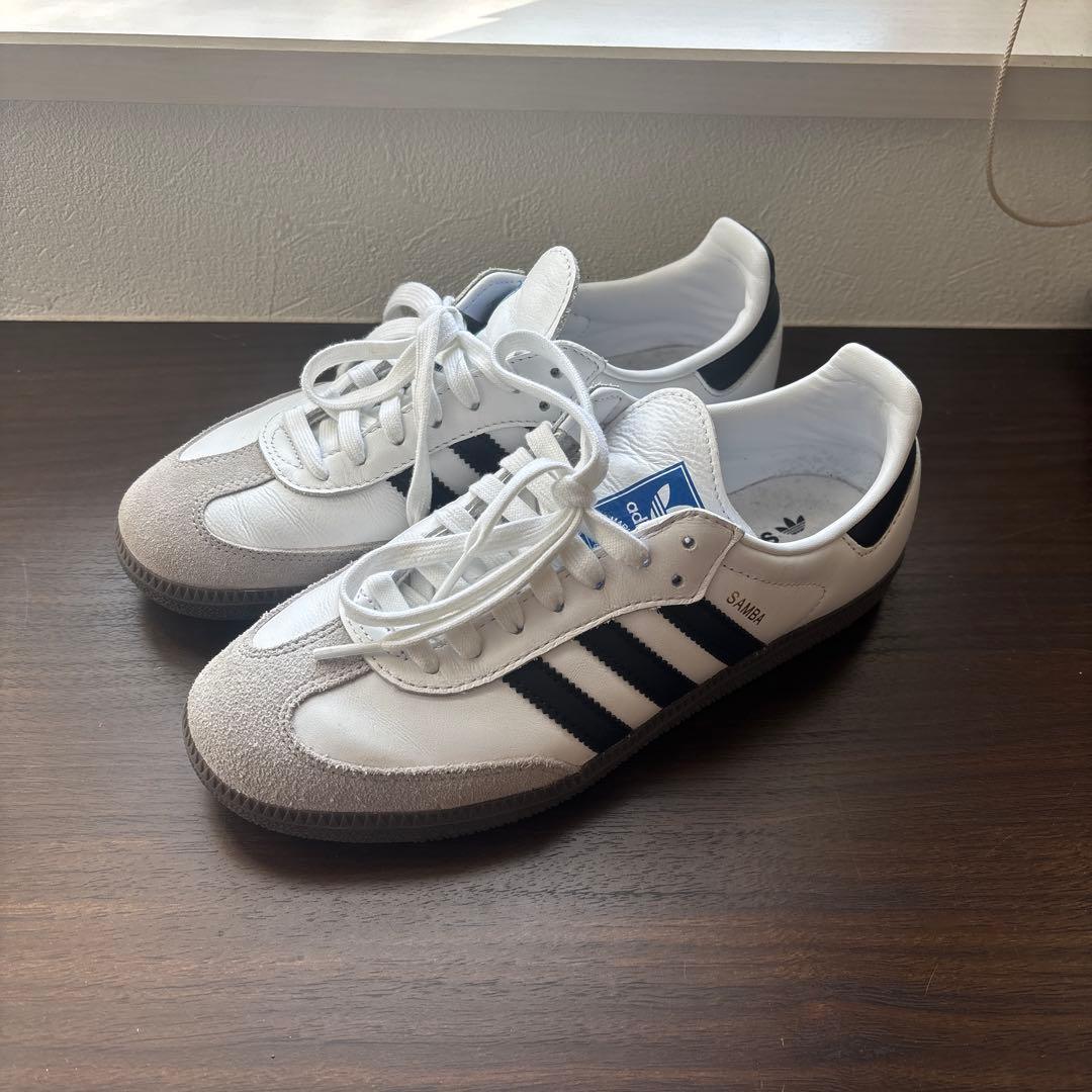 SAMBA adidas 白　23.5cm