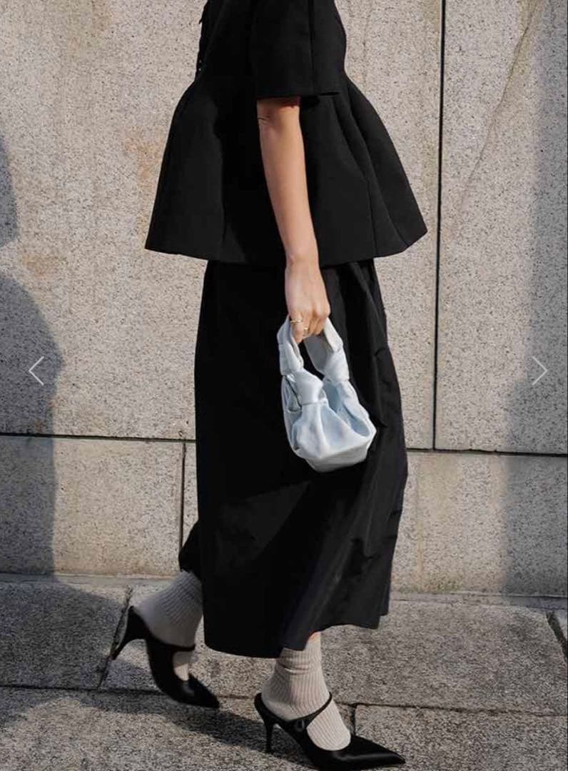 美品 macchat メモリーキュロットパンツ　ブラック