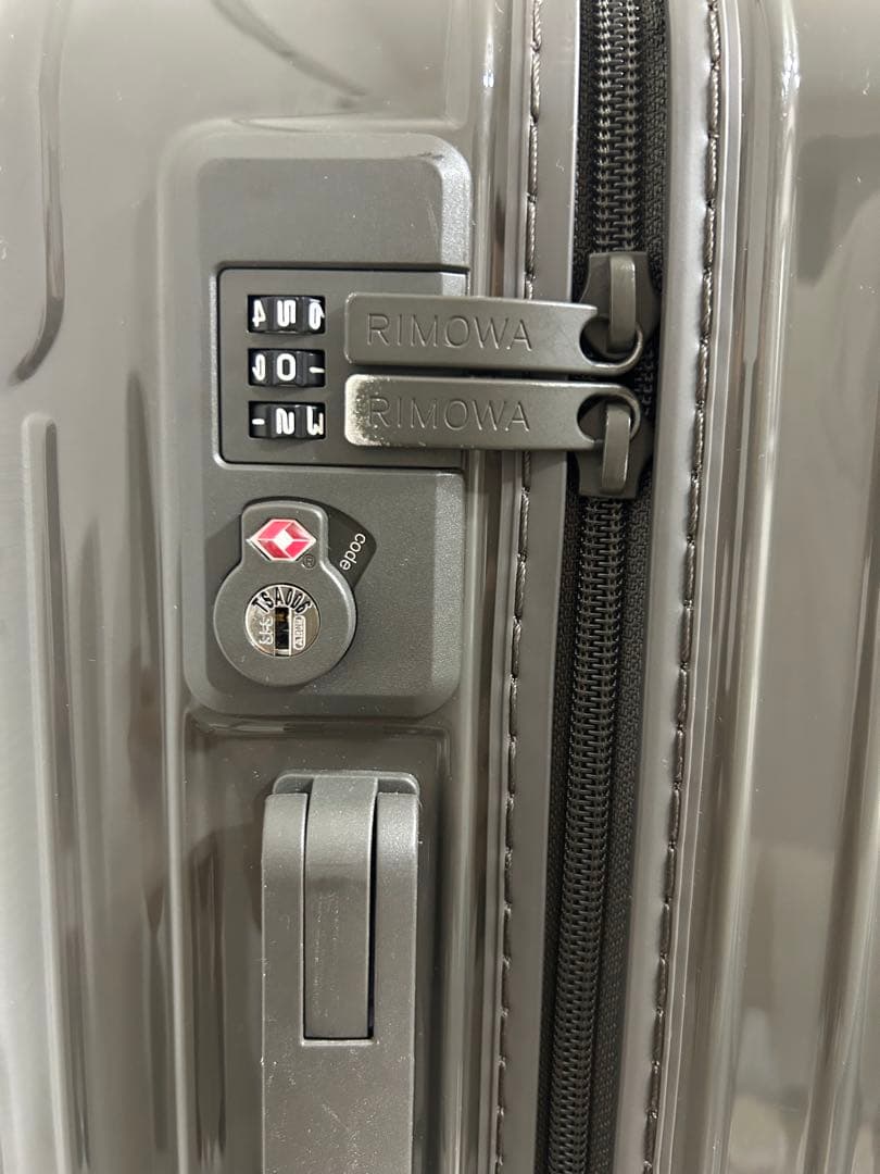 正規品★RIMOWA エッセンシャル　キャビン