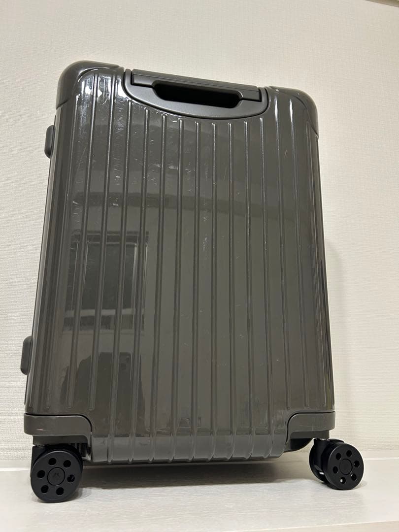 正規品★RIMOWA エッセンシャル　キャビン