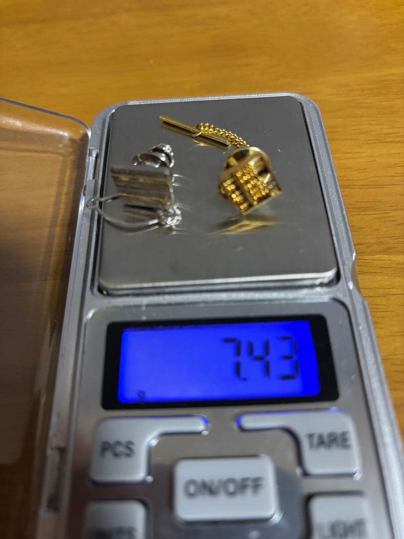 k18シルバーと18K刻印あり 算盤デザイン ネクタイピン