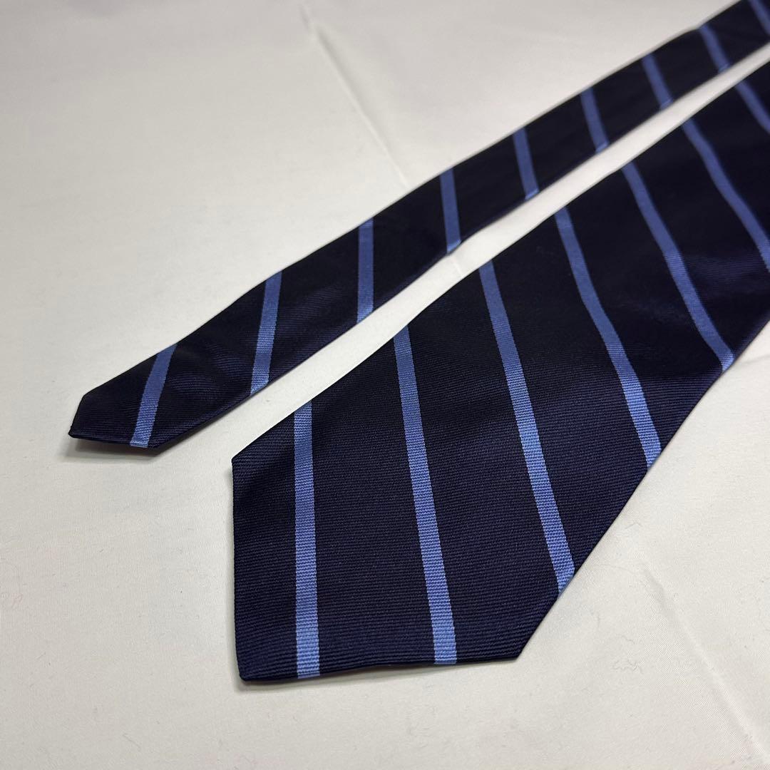 新品タグ付☆ブルックスブラザーズ☆ネクタイ☆ネイビー☆レジメンタル☆688