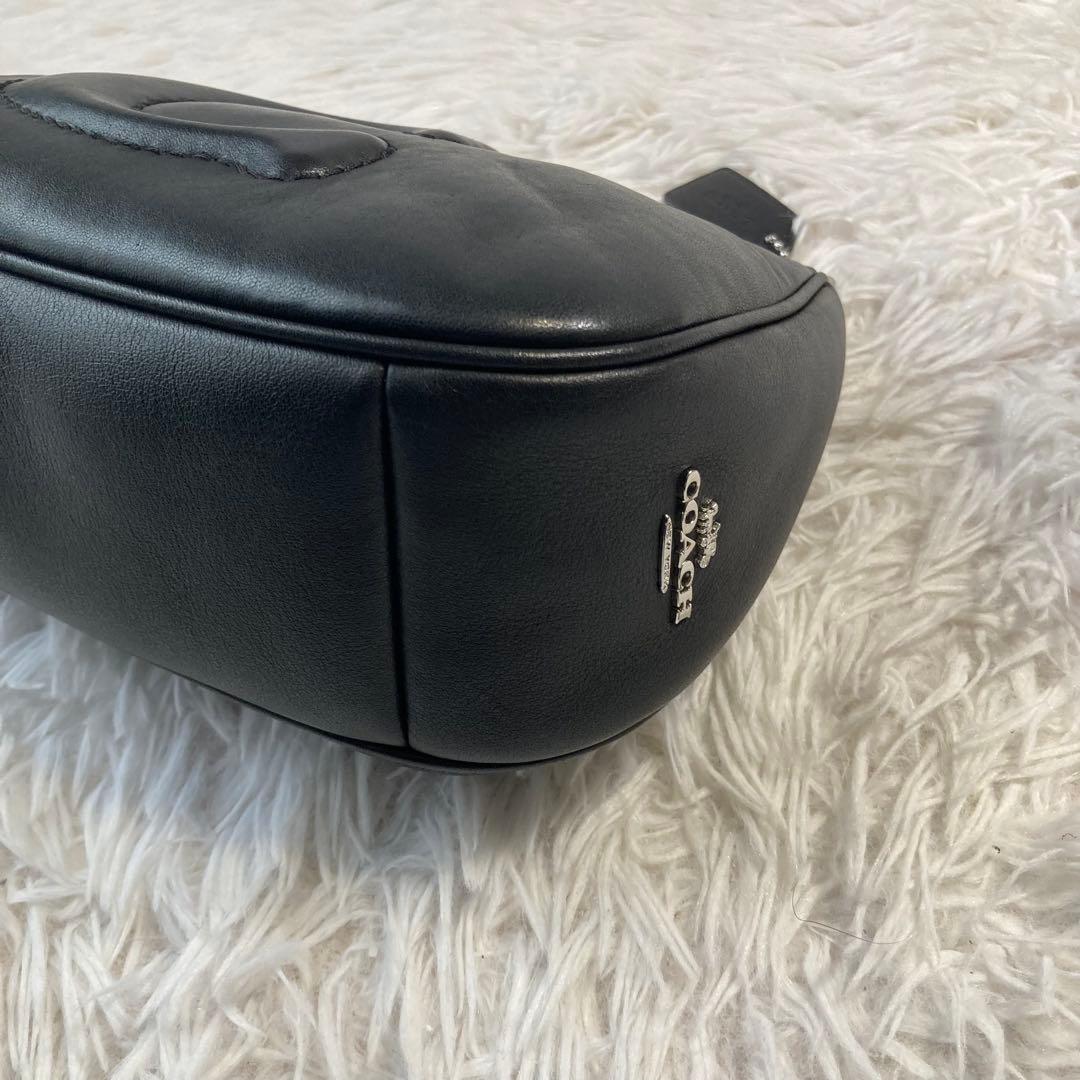 極美品　現行　コーチ　テリ ショルダー バッグ シグネチャー キルティング