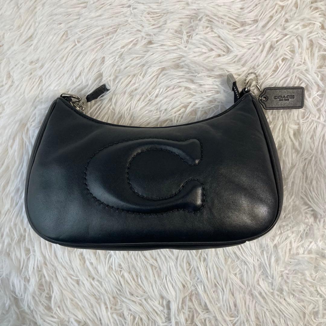極美品　現行　コーチ　テリ ショルダー バッグ シグネチャー キルティング