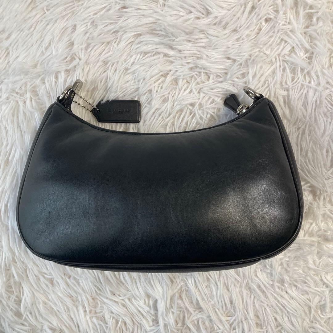 極美品　現行　コーチ　テリ ショルダー バッグ シグネチャー キルティング