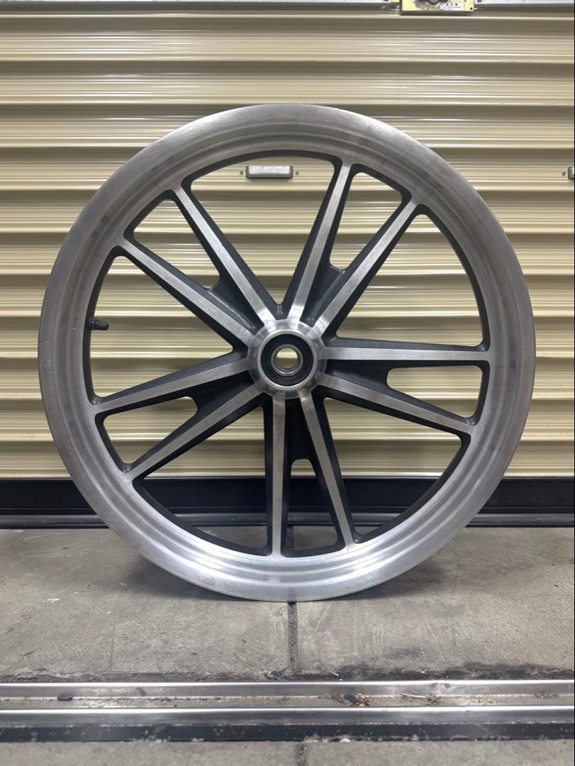 Harley-Davidson ハーレーダビットソン　純正ホイール　fxdl