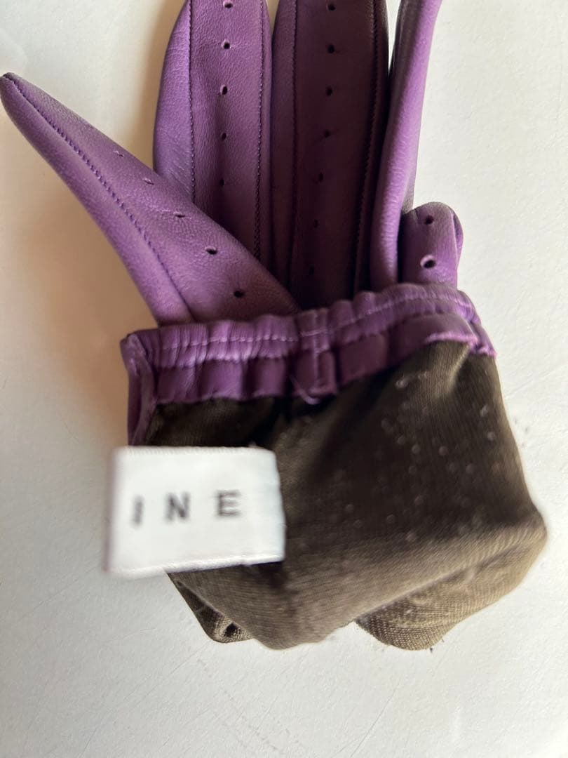 セリーヌ　ラムレザー　手袋　パープル　美品