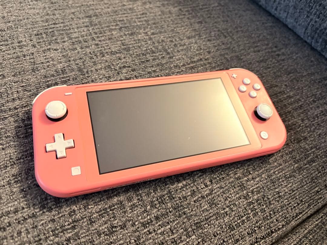 Nintendo Switch lite コーラルピンク　スイッチライト 本体