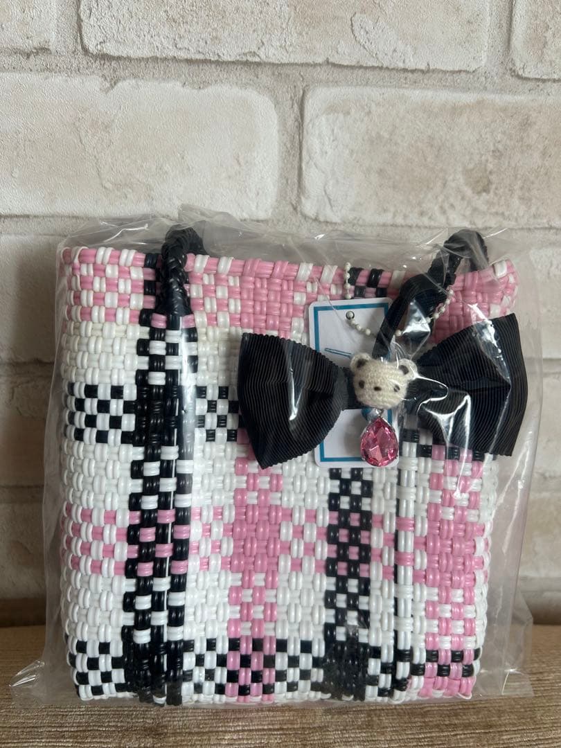 新品　ファミリア　メルカドバッグ