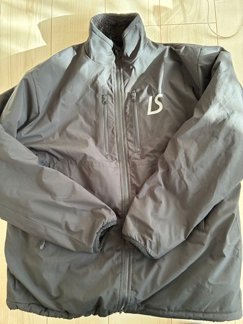 ルースイソンブラ NAVIGATORSリバーシブルジャケット