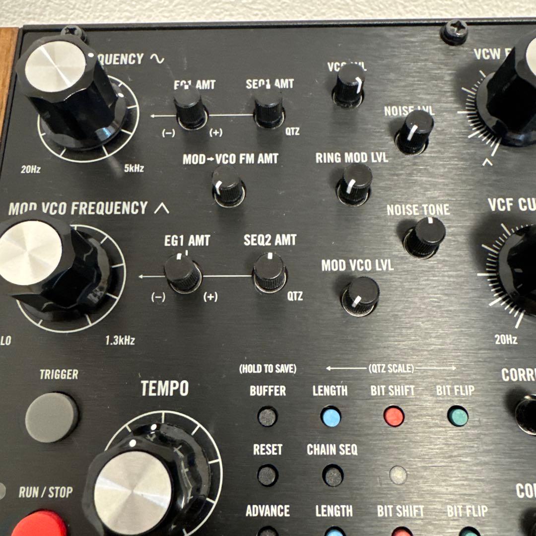 moog LABYRINTH アナログシンセサイザー