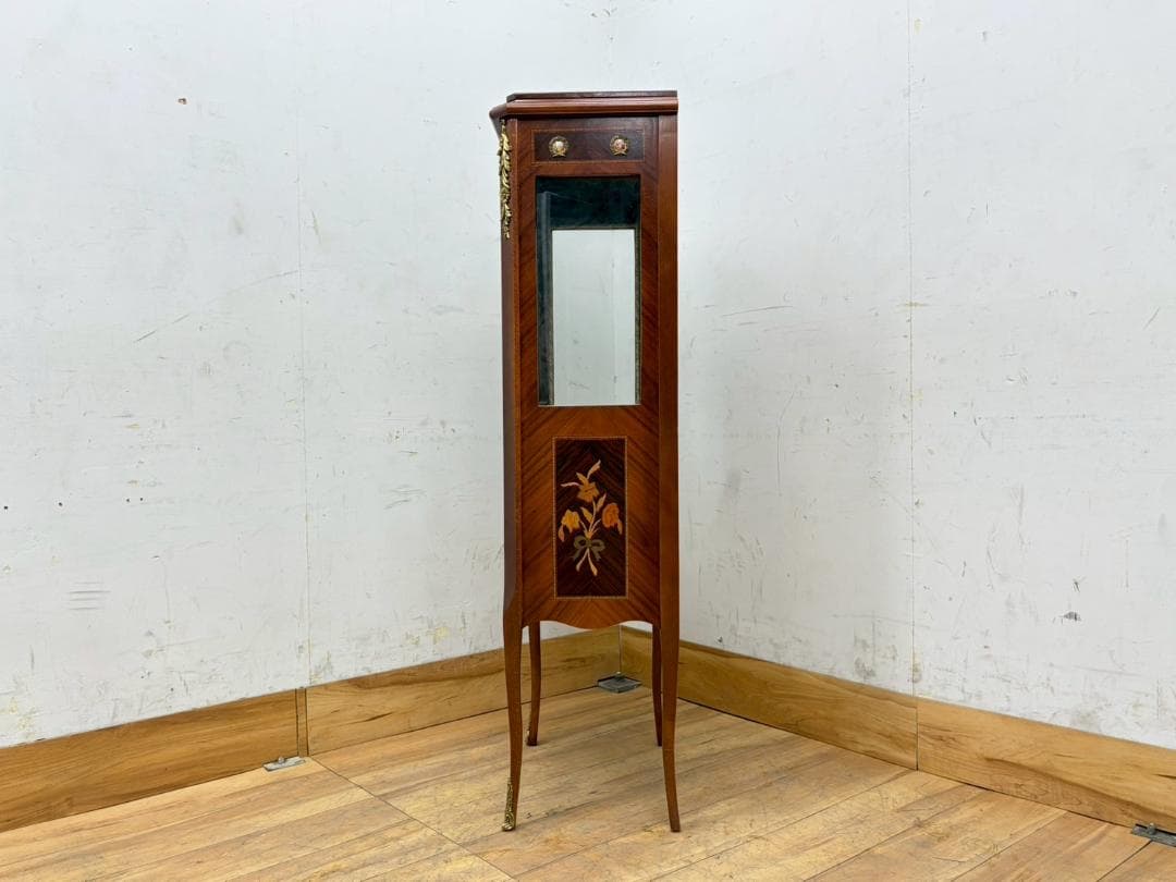 T7991☆展示品イタリアネオクラシックルイ16世様式象嵌細工真鍮金具飾り棚