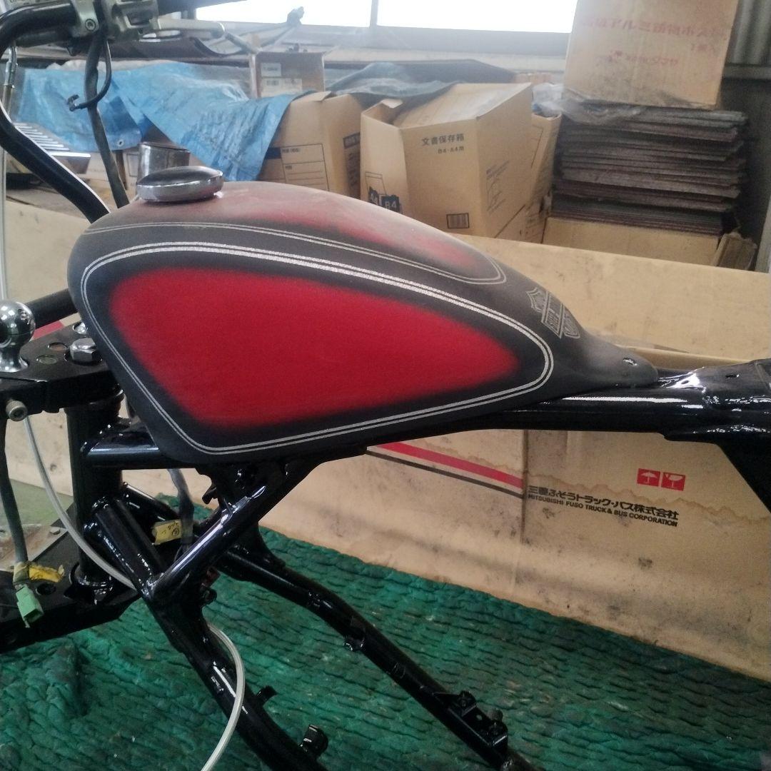 スティード400 ガレージt＆f製 FRPスポーツスタータイプタンク。