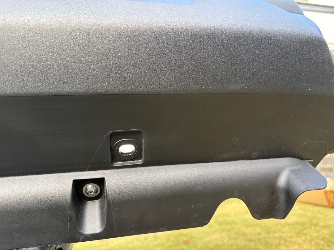 ジムニー　JB64 新車外し　純正　 フロントバンパー メッシュグリル