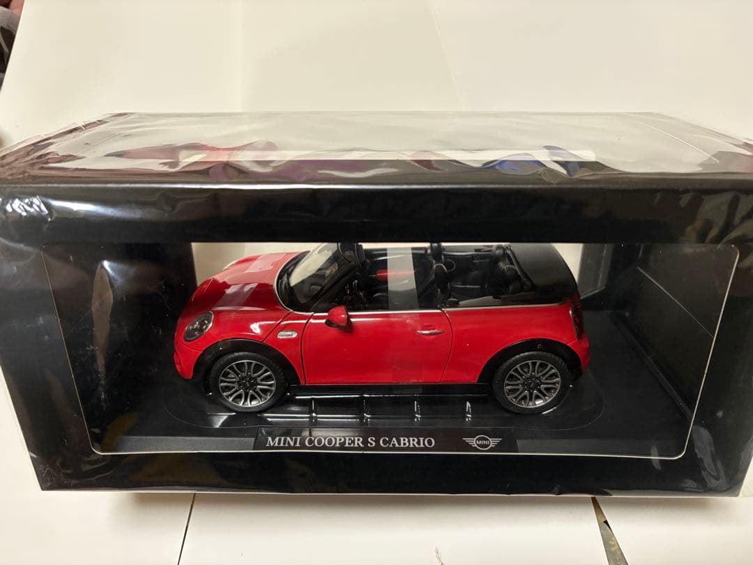 1/18 ミニクーパー S コンバーチブル レッド F57 ディーラー特注品