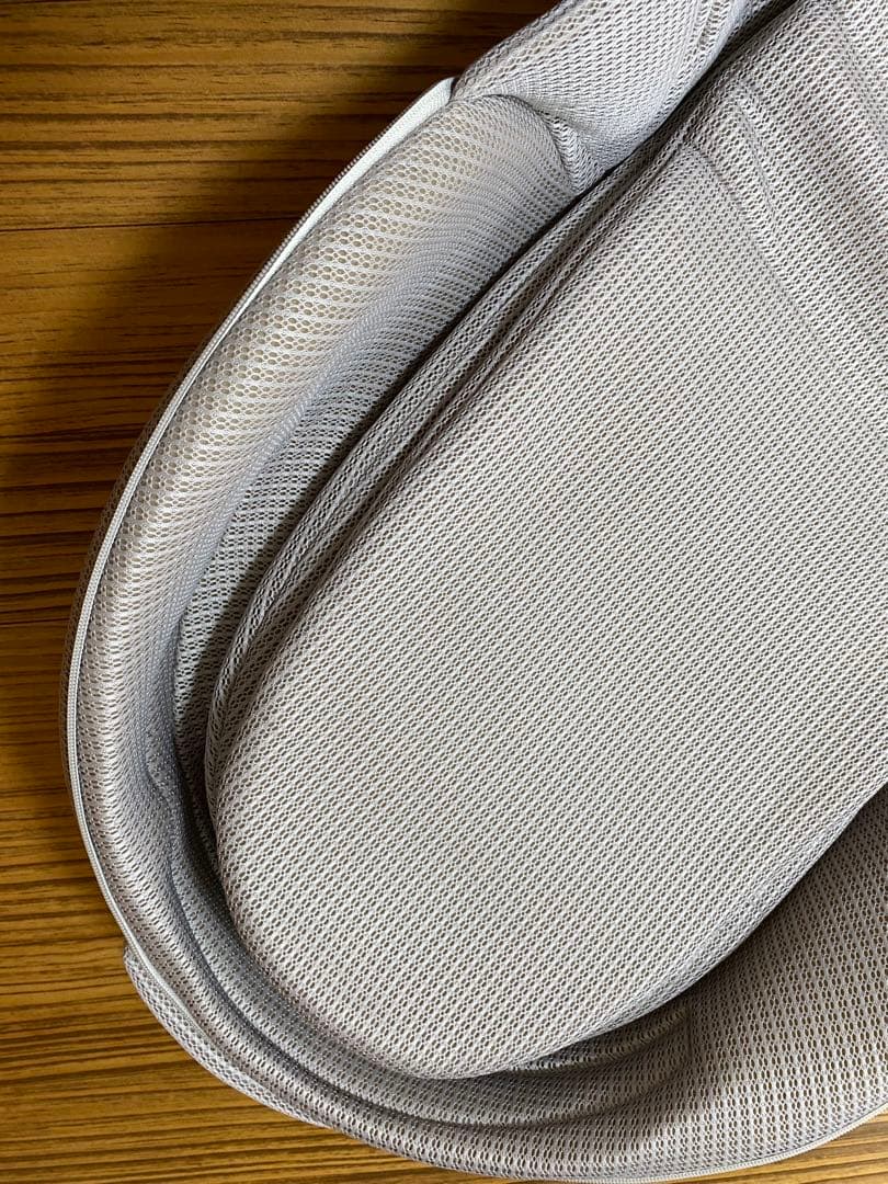 美品　ネオママイズム　グレー　折りたたみベッド　持ち運び ベッドインベッド