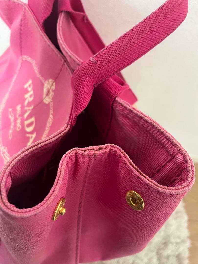 PRADA ピンク カナパ