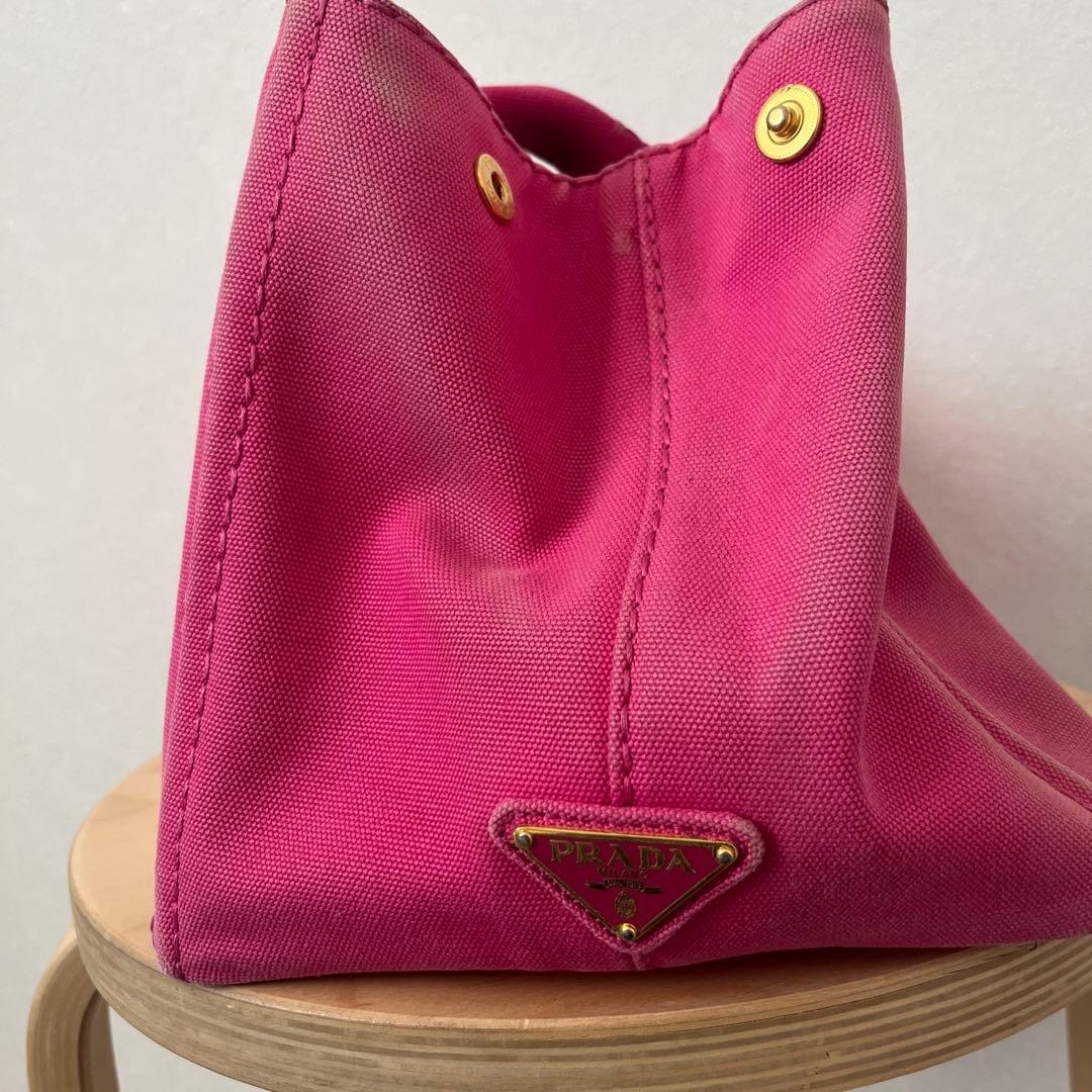 PRADA ピンク カナパ