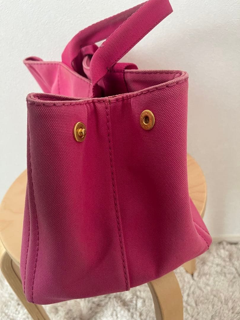 PRADA ピンク カナパ