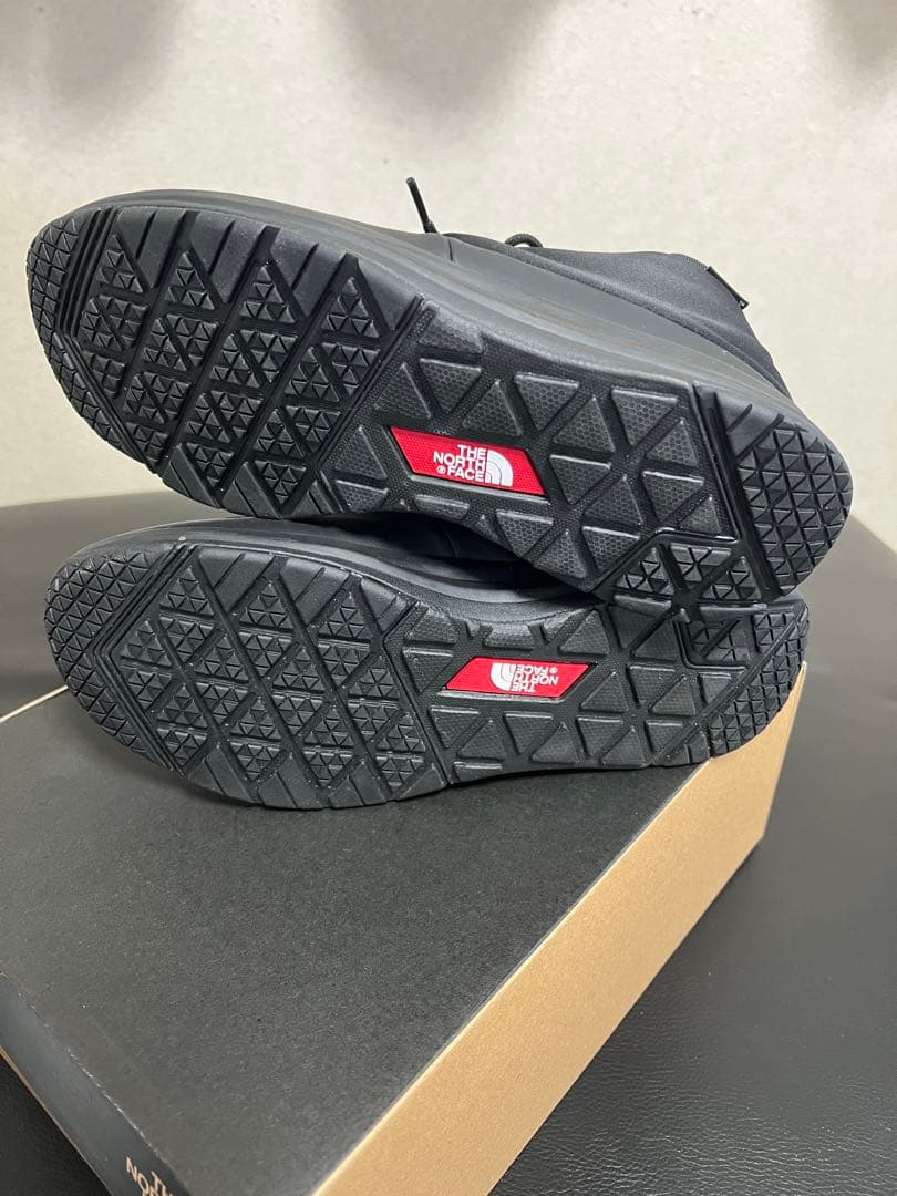 新品未使用ノースフェイス防寒ブーツ ブラック　25センチ