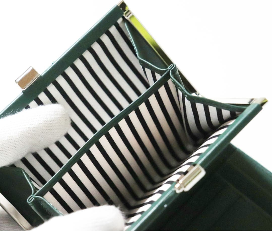 《アニエスベー》箱付新品 上品 レザーがま口2つ折り財布 口金 ウォレット