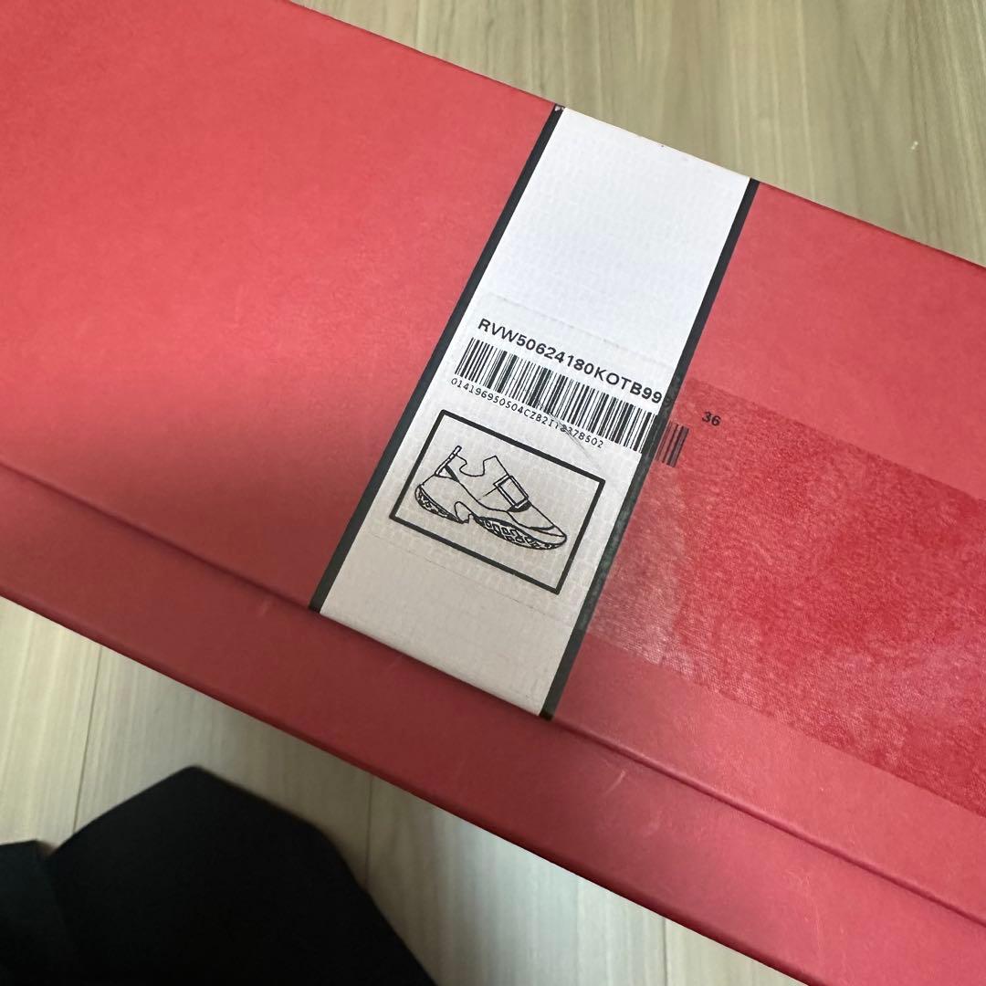 最終値下げ　ロジェ ヴィヴィエ ヴィヴラン ストラスバックル 36