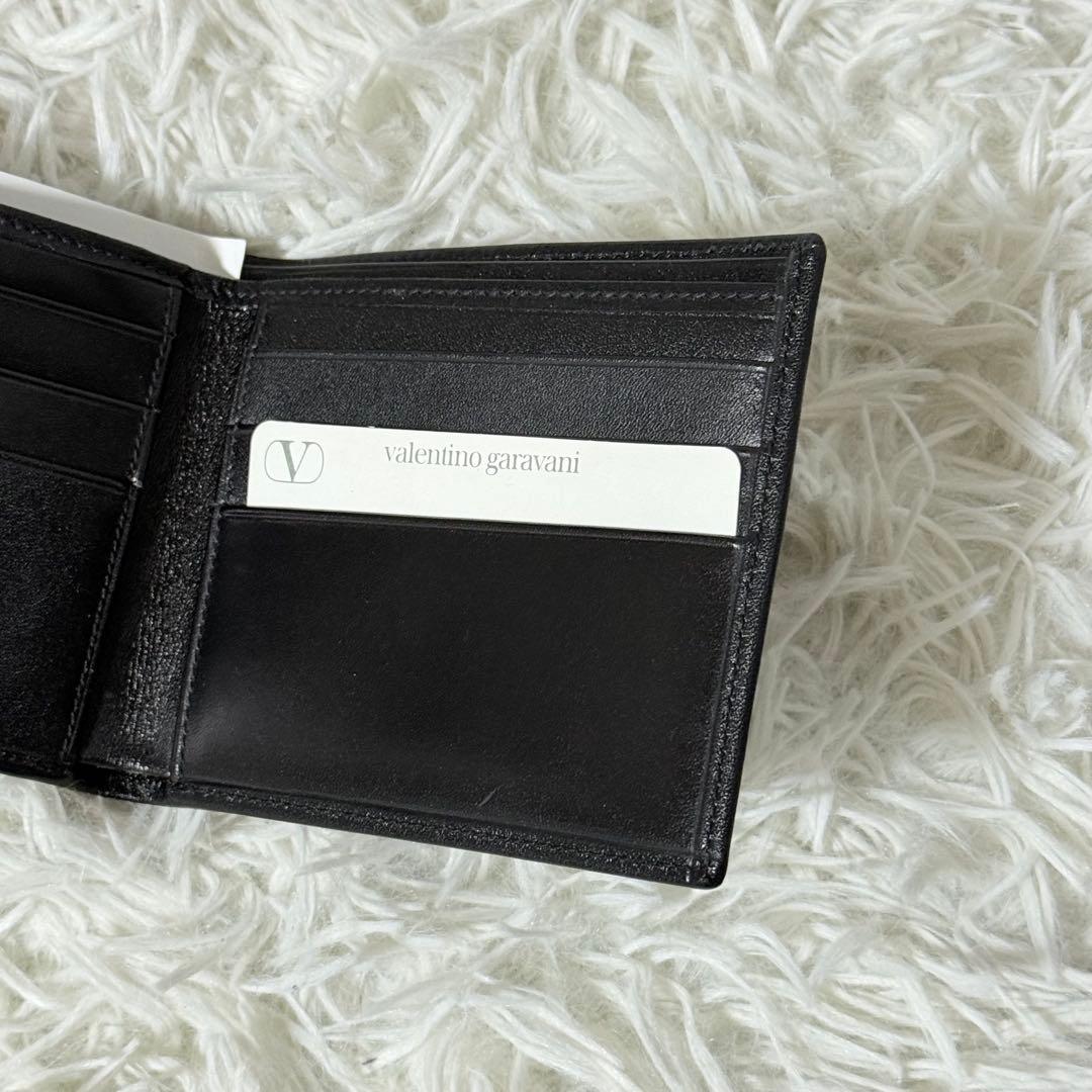 ⭐️新品未使用⭐️ Valentino Garavani 二つ折り財布　札入れ　黒