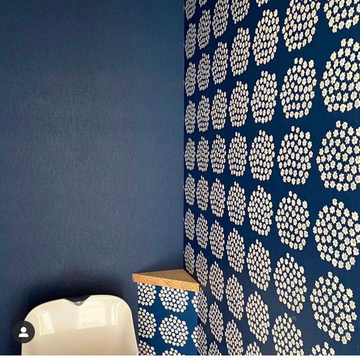 マリメッコ　プケッティ　壁紙　幅53センチ　インディゴ