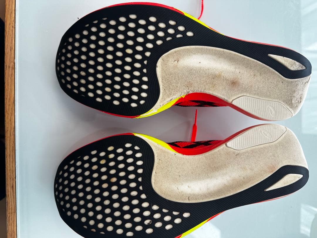 メタスピード エッジ パリ 27.0