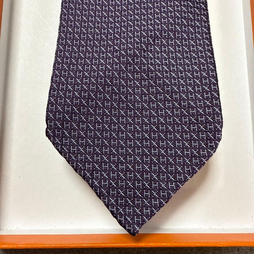 エルメス　ネクタイ　紫色　H柄 シルクジャガード